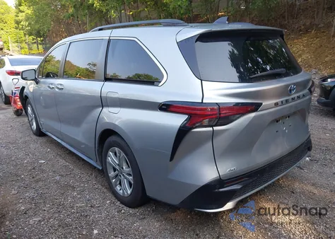2021 Toyota Sienna Xse from USA, damaged, VIN 5TDDSKFC1MS026604